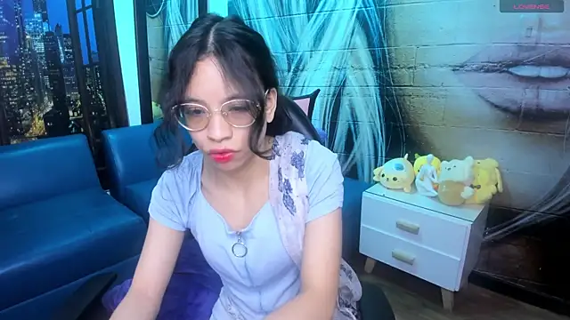 Giaa rossi online show from December 18, 1:39 pm