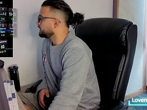 Snapshot of Ernesto-Rodriguez82 chatting on September 26, 3:38 pm Ernesto-Rodriguez82 online show from September 26, 3:38 pm