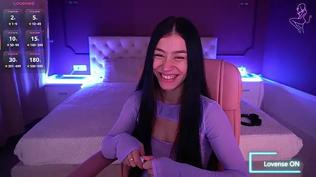 Snapshot of FataleNellie chatting on November 30, 8:57 pm FataleNellie online show from November 30, 8:57 pm