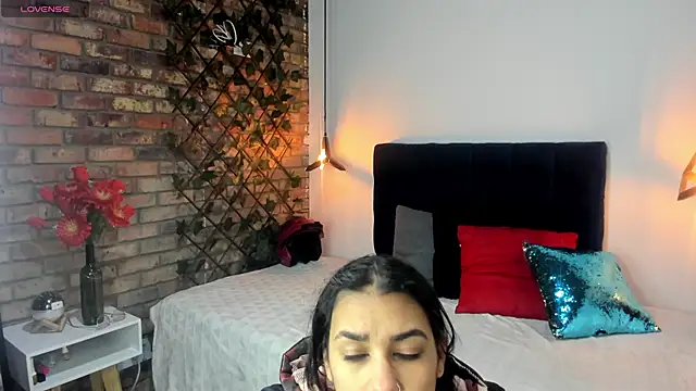 Snapshot of Lia_Blake_ chatting on February 16, 12:01 pm Lia Blake online show from February 16, 12:01 pm