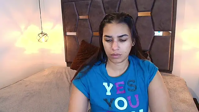 Snapshot of Lia_Blake_ chatting on April 6, 11:33 am Lia Blake online show from April 6, 11:33 am