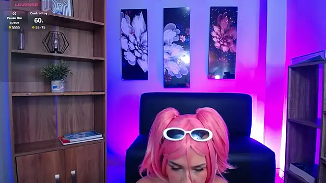 roseefancy online show from October 9, 10:57 am