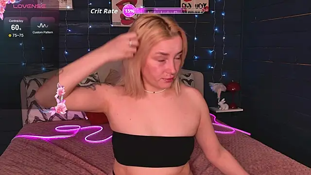 Crystal Jull online show from April 2, 11:24 pm