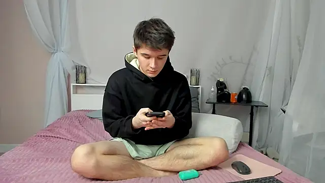 SherlockMax online show from January 11, 10:31 am