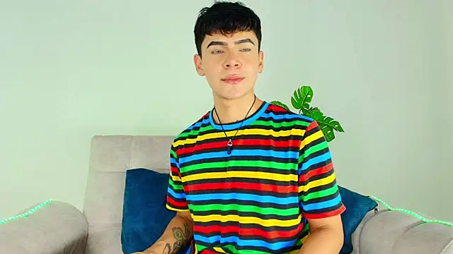 CamiiGuzmanX online show from September 25, 7:28 pm