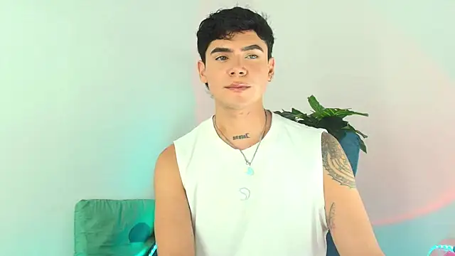 CamiiGuzmanX online show from December 5, 8:38 pm