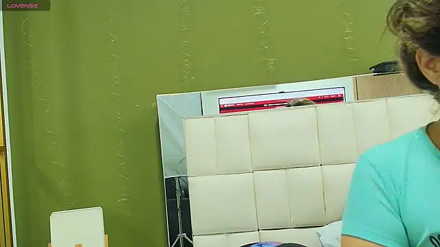 Snapshot of gisell_gomez chatting on October 26, 12:00 pm gisell gomez online show from October 26, 12:00 pm