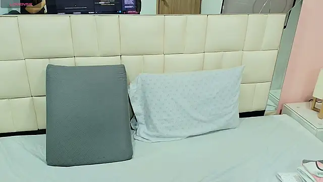 Snapshot of gisell_gomez chatting on November 14, 12:04 pm gisell gomez online show from November 14, 12:04 pm