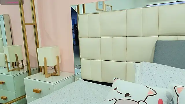 Snapshot of gisell_gomez chatting on November 15, 12:13 pm gisell gomez online show from November 15, 12:13 pm