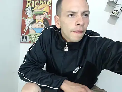 Thomasjons  online show from September 28, 3:23 am