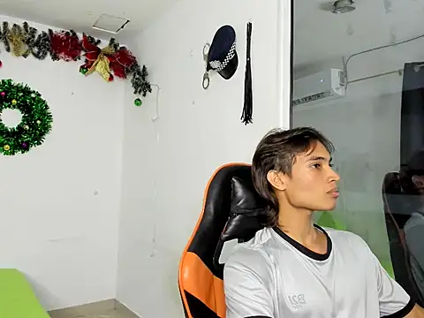 kenshi roa online show from January 8, 3:42 am