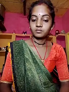 Snapshot of Hot_bbbb chatting on October 20, 10:32 pm Hot bbbb online show from October 20, 10:32 pm