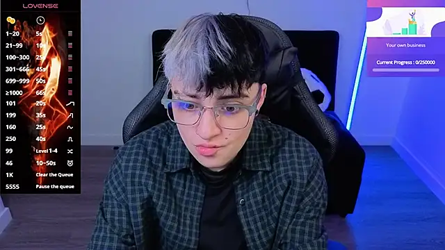 imlaiaaa online show from November 7, 11:49 pm