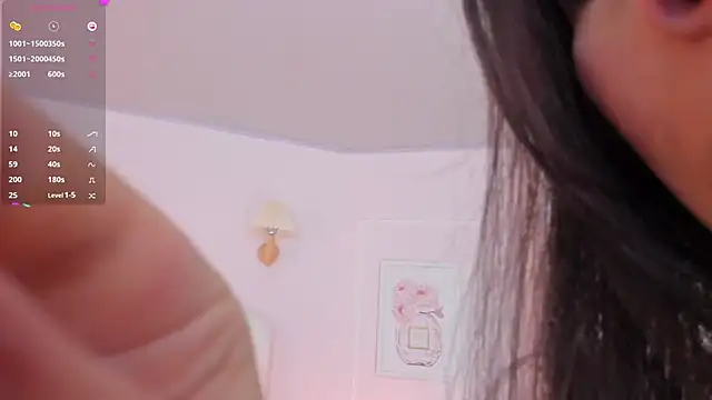 kim dreams18 online show from June 14, 11:29 pm