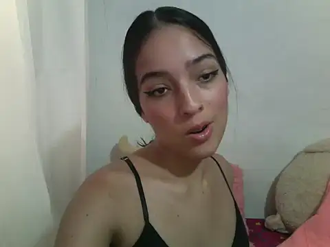 Snapshot of __Milulove__ chatting on February 20, 3:01 pm Milulove online show from February 20, 3:01 pm