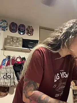 Chicagobabe online show from September 28, 1:22 am