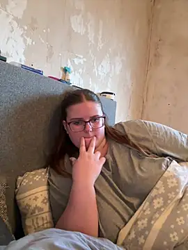 CurvyPaar2 online show from March 1, 4:53 pm