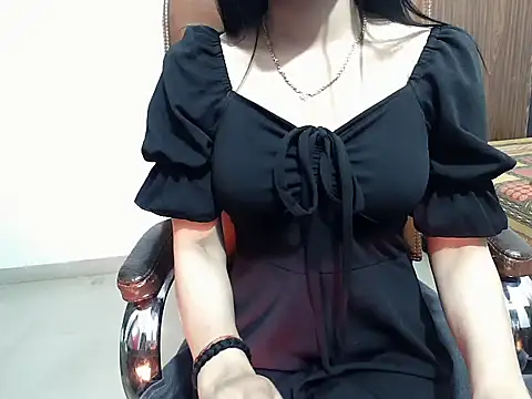 Snapshot of Hazel_Angel chatting on June 13, 12:25 pm Hazel Angel online show from June 13, 12:25 pm