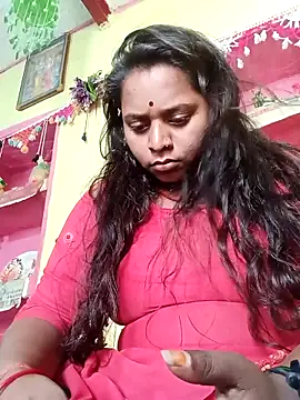 Snapshot of Hot_crety chatting on April 3, 8:34 am Hot crety online show from April 3, 8:34 am