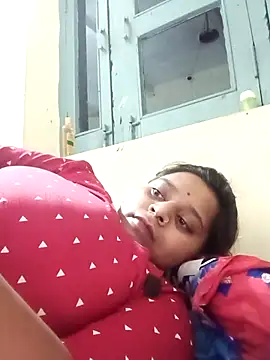 Snapshot of Hot_crety chatting on June 27, 4:56 pm Hot crety online show from June 27, 4:56 pm