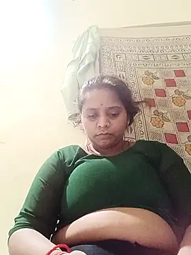 Snapshot of Hot_crety chatting on July 6, 4:53 pm Hot crety online show from July 6, 4:53 pm