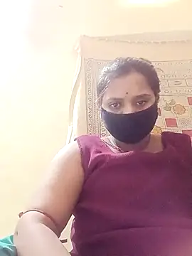 Snapshot of Hot_crety chatting on July 20, 9:12 am Hot crety online show from July 20, 9:12 am