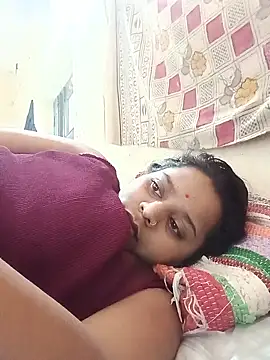 Snapshot of Hot_crety chatting on July 26, 6:43 am Hot crety online show from July 26, 6:43 am