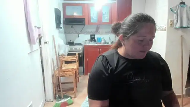 Daphne girlsex online show from July 6, 1:41 pm