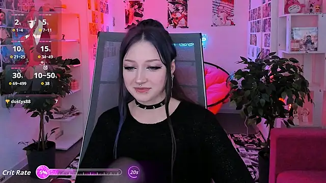 Snapshot of LiliLuna chatting on October 12, 4:06 pm LiliLuna online show from October 12, 4:06 pm