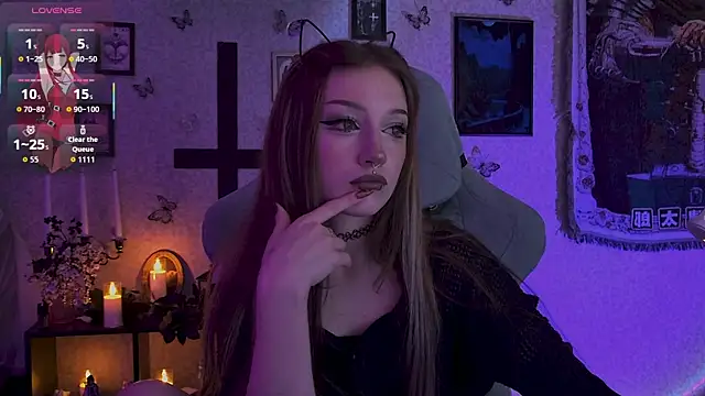 LiliLuna online show from July 17, 11:53 pm
