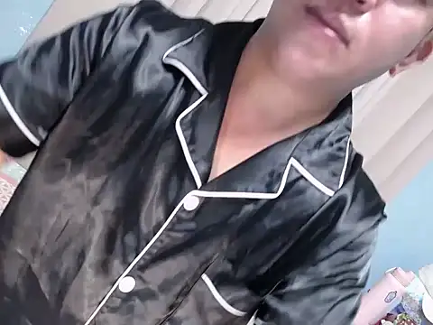 Fuckboii intown online show from February 7, 4:05 am