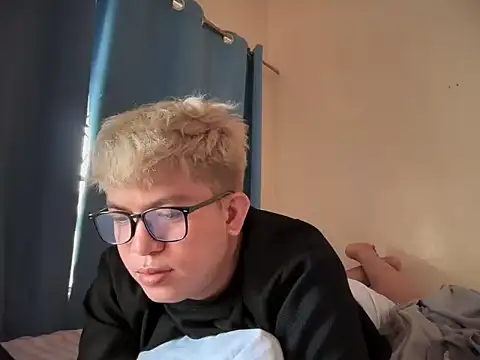 Fuckboii intown online show from April 15, 4:08 am