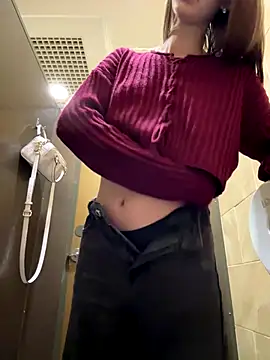 ElliRose online show from November 7, 4:56 am