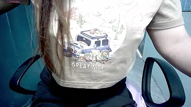  Sara 768 online show from November 26, 4:24 am