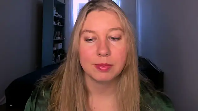 NancySanders online show from March 7, 9:39 am