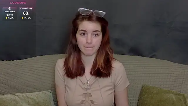 Snapshot of ElzaBlis chatting on November 7, 3:12 pm ElzaBlis online show from November 7, 3:12 pm