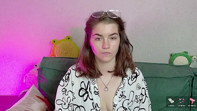 Snapshot of ElzaBlis chatting on May 30, 2:58 pm ElzaBlis online show from May 30, 2:58 pm