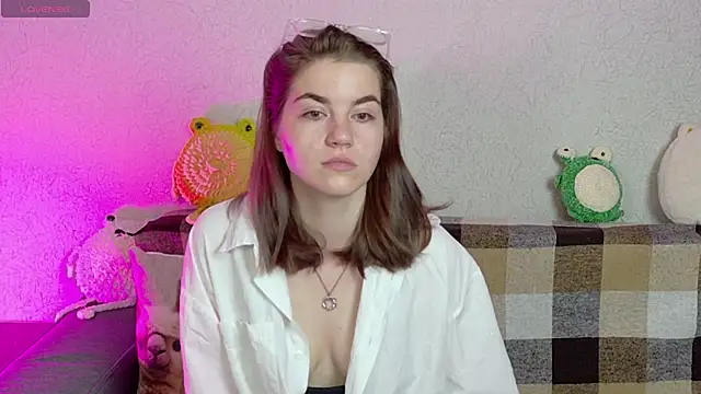 Snapshot of ElzaBlis chatting on June 16, 1:25 pm ElzaBlis online show from June 16, 1:25 pm