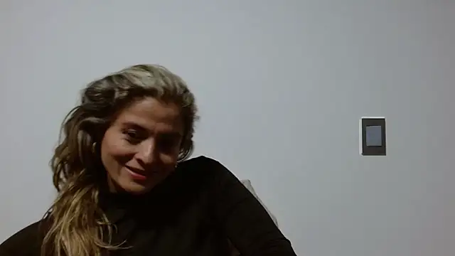 linda-mature43 online show from September 20, 11:06 pm