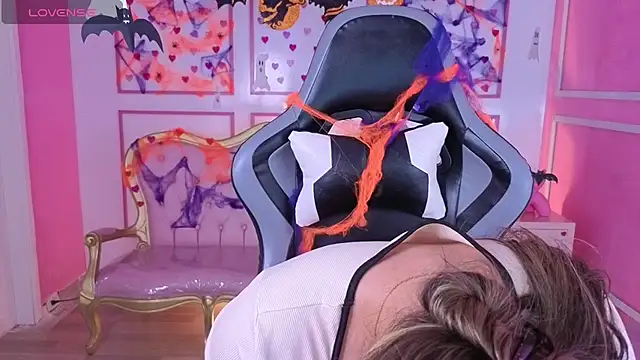 luisa lulu t online show from October 27, 12:58 am