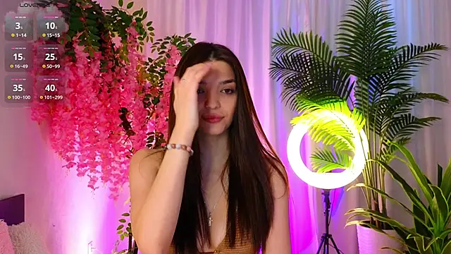 MarciaMarshall online show from April 7, 8:15 am