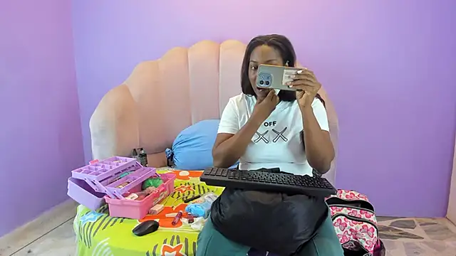 camilasandoval1 online show from September 24, 3:10 am