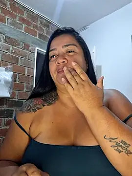 NARNYALABELLA online show from October 2, 11:50 am