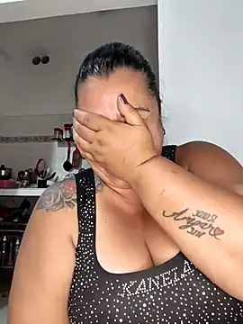 Snapshot of NARNYALABELLA chatting on February 27, 11:05 pm NARNYALABELLA online show from February 27, 11:05 pm