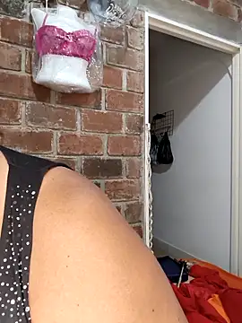 Snapshot of NARNYALABELLA chatting on March 20, 3:17 pm NARNYALABELLA online show from March 20, 3:17 pm