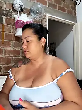 Snapshot of NARNYALABELLA chatting on March 25, 10:10 am NARNYALABELLA online show from March 25, 10:10 am