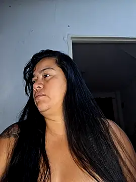 Snapshot of NARNYALABELLA chatting on May 2, 9:47 am NARNYALABELLA online show from May 2, 9:47 am