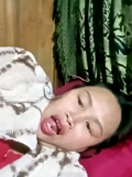 maple694 online show from February 2, 12:04 pm