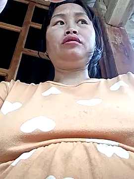 maple694 online show from February 7, 7:34 am