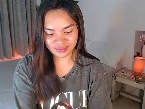 Snapshot of Luckystarxx chatting on March 17, 7:50 pm Luckystarxx online show from March 17, 7:50 pm